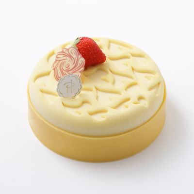 【クリスマスケーキ】ピエール・エルメ・パリ N250 チーズケーキ セレスト クール メレ【三越伊勢丹/公式】