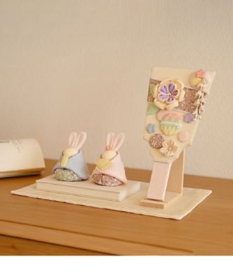 送料無料】TOKOTOKO うさぎ雛と羽子板飾り | 夢み屋/ユメミヤ