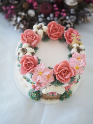 三越伊勢丹 ［48］お家のフラワークリスマスケーキ 芸術・エンターテイメント【三越伊勢丹/公式】