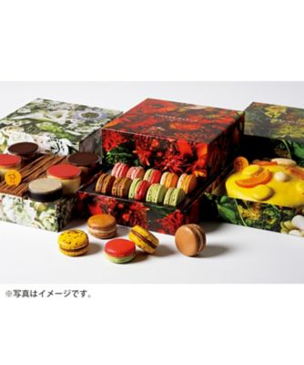 【おせち】【送料無料】ピエール・エルメ・パリ ドゥスール デュ ヌーベル アン 食品【三越伊勢丹/公式】