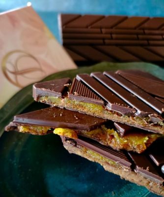 SDC0368 タブレット オランジュ ノワゼット | La vie est le