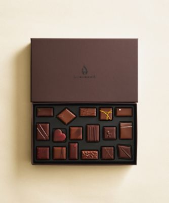 SDC0501 アッシュセレクション17粒入 | LE CHOCOLAT DE H/ル