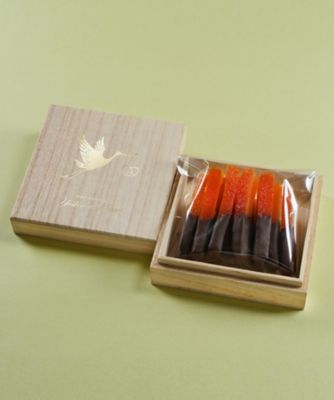 イアンヌ　オリビア　ショコラ　美品 カカオビスキュイ・オ・ショコラ[秋冬限定] 14個入 | エーデルワイス