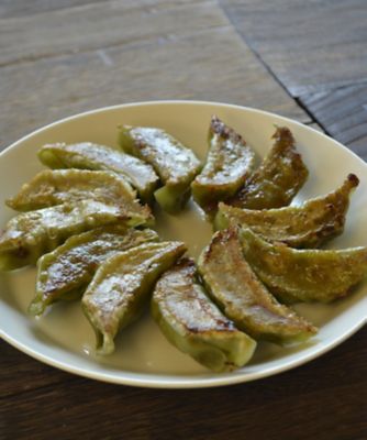餃子の餃天/ギョウザノギョウテン 新緑のふき餃子