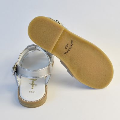 メッシュサンダル