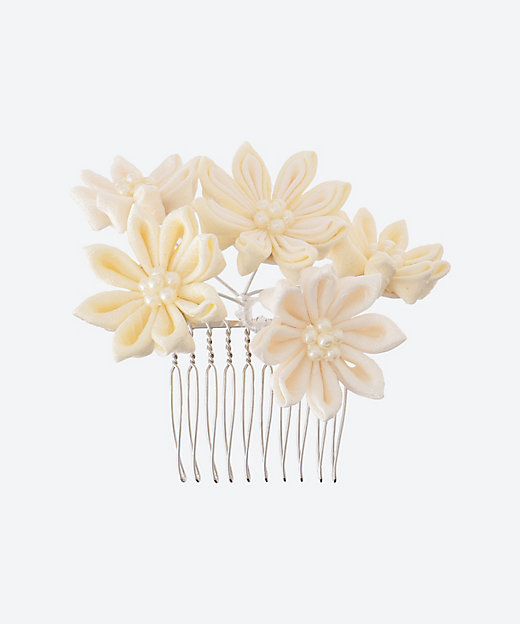 ＜三越伊勢丹/公式＞ 振袖用 大輪の菊の髪飾り コーム 小 シロ画像