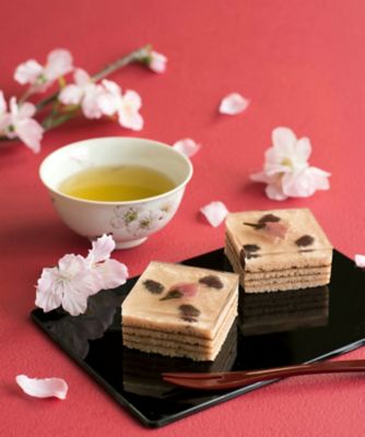 わらび餅のバウム・桜 １５個入り | 三越伊勢丹オンラインストア 【公式】