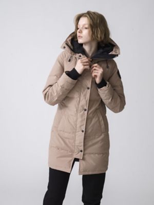 ≪送料無料≫Ｍａｃｋｅｎｚｉｅ Ｐａｒｋａ Ｂｌａｃｋ Ｌａｂｅｌ ２３０２ＷＢＪ | CANADA GOOSE (Women)/カナダグース |  三越伊勢丹オンラインストア・通販【公式】