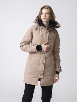 ≪送料無料≫Ｍａｃｋｅｎｚｉｅ Ｐａｒｋａ Ｂｌａｃｋ Ｌａｂｅｌ ２３０２ＷＢＪ | CANADA GOOSE (Women)/カナダグース |  三越伊勢丹オンラインストア・通販【公式】