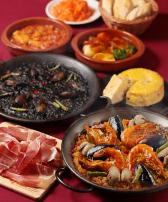 ＜スペイン料理 銀座びいどろ＞豪華生ハム付　スペイン料理　パーティーコース（４名様）