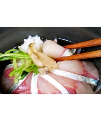 魚政のあわび入り鯛だし生さば茶漬け