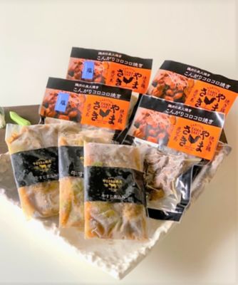 ＜やまさき＞若鶏の炭火焼とＡ５和牛の牛筋煮込みセット