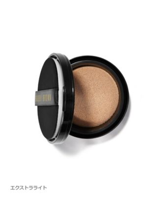 BOBBI BROWN SkinRadiantGlow A19クッションファンデ ウェイトレス スキン クッション ファンデーション SPF 40(PA+++