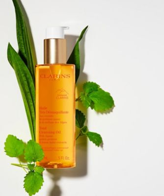 クラランス 洗顔料 クレンジングオイル トータル クレンジング オイル SP 150mL | CLARINS® 公式通販
