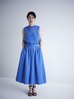 ｖｉｃｈｙ　ｖｏｌｕｍｅ　ｔｕｃｋｅｄ　ｓｋｉｒｔ