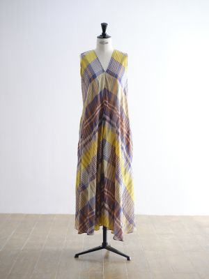 ＜saqui (Women)＞ｃｈｅｃｋｅｄ　ｆｌａｒｅｄ　ｄｒｅｓｓ