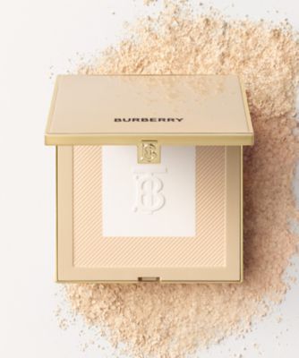 バーバリー　ビヨンド　ウェア　セッティング　＆　リファイニング　パウダー 01 Burberry Beauty（Burberry Beauty） バーバリー ビヨンド