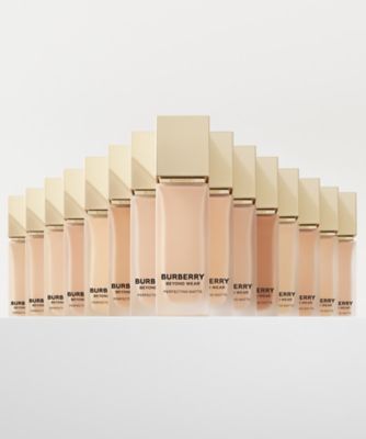 BURBERRYBEAUTY ビヨンドウェアセッティング＆リファイニングパウダー Burberry Beauty（Burberry Beauty） バーバリー ビヨンド