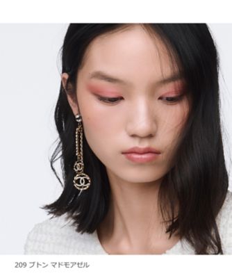 CHANEL レ　キャトル　オンブル　ブトン （限定品） 数量限定】レ キャトル オンブル ブトン CHANELの通販 | コスメ
