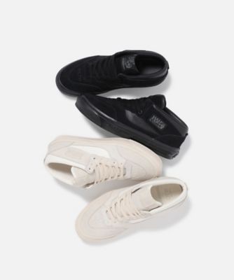 スニーカー　ＯＴＷ　Ｈａｌｆ　Ｃａｂ　３３