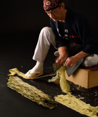 21373 1箱 福井・敦賀名産 現代の名工が削る竹紙（ちくし）昆布