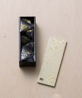 激レア!!当選品!!!入手困難!! アカギ 35巻 ブラックカバー 当選 竹書房 激レア!!当選品!!!入手困難!! アカギ 35巻 ブラックカバー 当選 竹