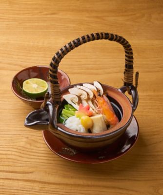 ＜京料理 美濃吉＞【敬老】００２．国産松茸土瓶蒸し（２人前）