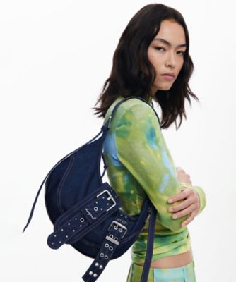 ＜Desigual (Women)＞ミディアムサイズのバックル付きデニムバッグ　２５ＷＡＸＤ２４