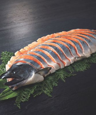 三越伊勢丹オンラインストア 110.北海道産 天然キングサーモン新巻姿切り(山漬) 食品【三越伊勢丹/公式】