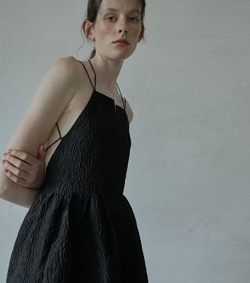 Ｈａｌｔｅｒｎｅｃｋ　Ｂａｒｒｅｌ　Ｊａｃｑｕａｒｄ　Ｄｒｅｓｓ　２６Ａ６５４０８