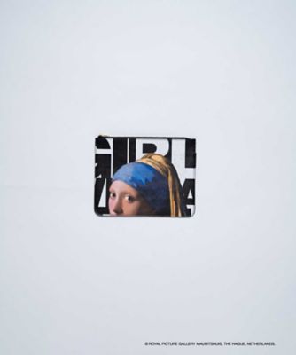 TAGS WKGPTY(Men)/タグスワーキングパーティ ポーチ　ＧＩＲＬ　ＷＩＴＨ　Ａ　ＰＥＡＲＬ　ＥＡＲＲＩＮＧ　３６０　ＹＥＡＲＳ　Ａ５　ＰＯＵＣＨ　２６ＭＴＧ０４