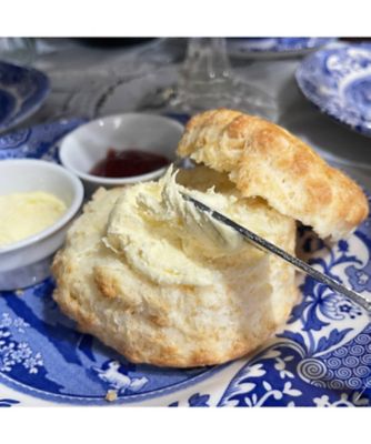 ★英国式スコーンとケーキのセット