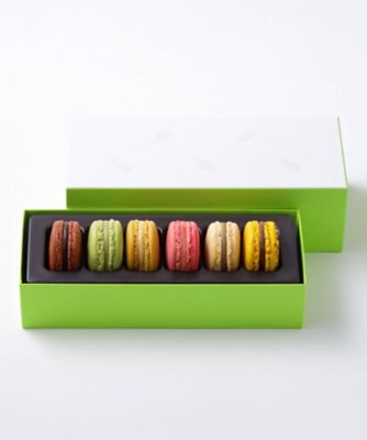 ＜PIERRE HERME PARIS＞マカロン　６個詰合わせ