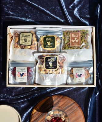 ナッツ Mixed Nuts Gift - 20oz Nut Tin - BellaViva.com – Bella Viva Orchards