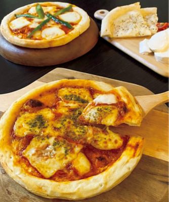 チュアンピサマイ❤︎小物セット 北海道発！宅配ピザ テンフォー】夏のオススメ肉三昧“がっちりミート
