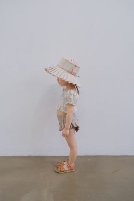 Ｓｗｉｍ　ｗｅａｒ　－　ｆｒｉｌｌ