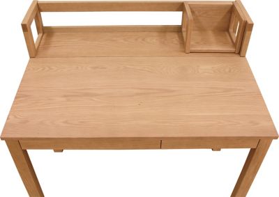 ＮО．２８デスク　幅１００ｃｍ　奥行５０．５ｃｍ　