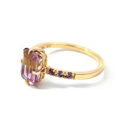 ＯＣＴＡＮＧＬＥ　ＡＭＥＴＲＩＮＥ　リング