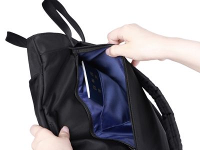 タイムレス スレンダーな２ＷＡＹバックパック の通販 | 三越伊勢丹