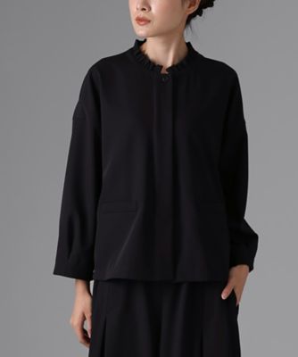 ＜BASCO (Women/大きいサイズ)＞ナディアジャケット　Ｃｈｒｏｎｉｃｌｅフリルカラーのブラックジャケット　３１０３１６１ー３