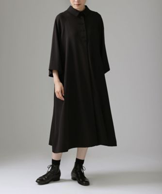 ＜BASCO (Women/大きいサイズ)＞キルンドレス　Ｃｈｒｏｎｉｃｌｅ　テントラインシルエットのブラックドレス　３２５５２６１ー３