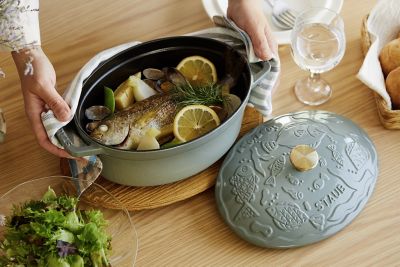 ☆新品☆STAUB ストウブ ミナペルホネン オーバル バジル グリーン - 食器