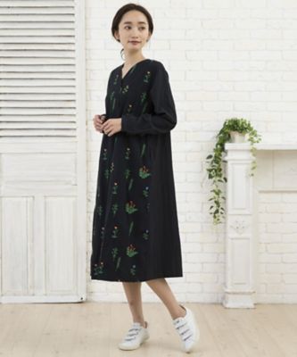 ボタニカルフラワー刺繍ワンピース 三越伊勢丹オンラインストア 公式