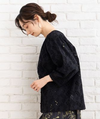 カットワークレースブラウス