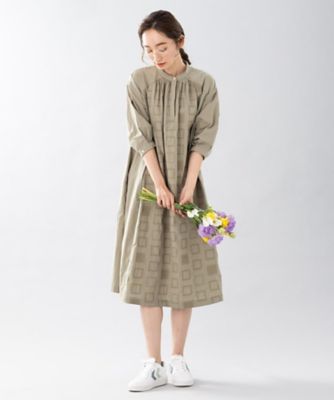 スクエア刺繍ワンピース　プラスサイズ
