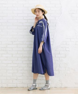 エンブロイダリーレースデニムワンピース　３３ー３０ー９５２２