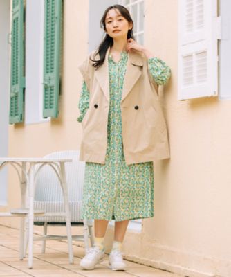 フリルカラーフラワープリントワンピース　３３ー３０ー９５９８