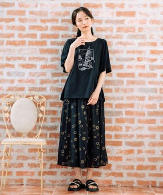ランドスケープエンブロイダリーＴシャツ　３３ー６４ー２５３５