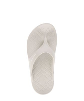 サンダル　ｆｌｉｐｆｌｏｐ２．０