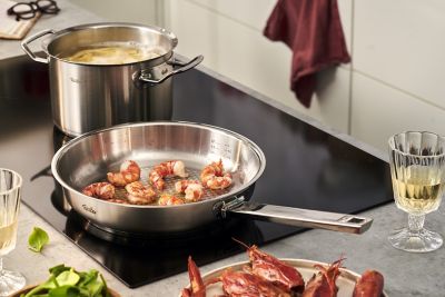 オリジナル プロフィ コレクション フライパン 各種 | Fissler